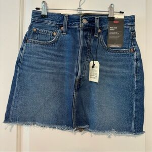 NWT Levi's Ribcage Skirt